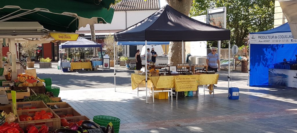 Marché thezan les Béziers
